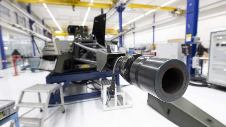 <p>Entwickelt und produziert wird die Kanone des Drohenabwehrsystems Skyranger in Zürich-Oerlikon. Die Endmontage erfolgt im Ausland, darunter in der italienischen Hauptstadt Rom.</p>