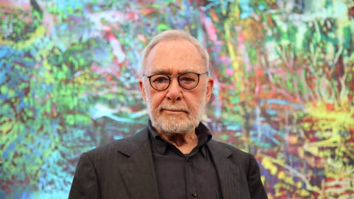 <p>Entertainment Bilder des Tages Gerhard Richter posiert im Rahmen einer Pressekonferenz zur Ausstellung Gerhard Richter Abstraktion im Museum Barberini in Potsdam, 28. Juni 2018. Ausstellung Gerhard Richter Abstraktion im Museum Barberini *** Gerhard Richter poses in the context of a press conference for the exhibition Gerhard Richter Abstraction at the Museum Barberini in Potsdam 28 June 2018 Exhibition Gerhard Richter Abstraction at the Museum Barberini  </p>