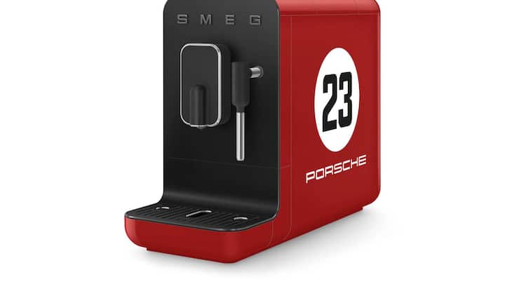 Kaffeemaschine mit Mahlwerk von Porsche und SMEG, 1399 Fr.