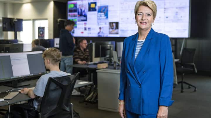FDP-Bundesrätin Karin Keller-Sutter besuchte am Montag den Newsroom von Blick in Zürich.