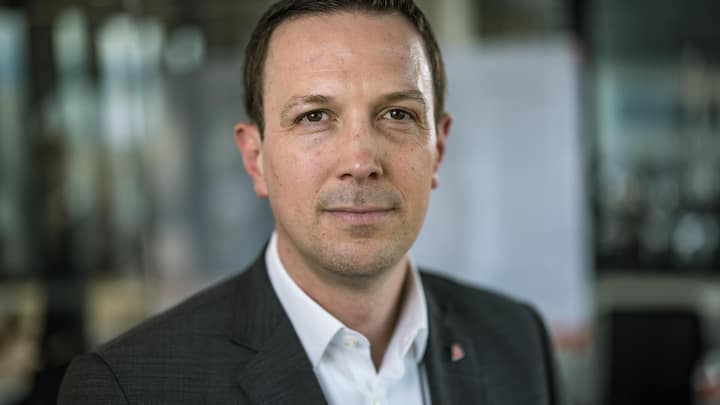 Jens Fehlinger: Er leitet die Swiss seit Oktober 2024 und versucht, die Zahl der Ver­spätungen zu reduzieren.</p>