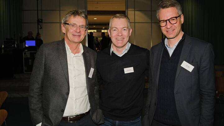 Urban Schnell, Helbling Gruppe; Christian Haltiner, Dassault Systèmes Switzerland; Oliver Egger, Schweizerische Post.