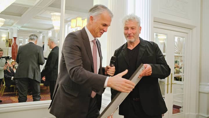 Sergio Ermotti; Peter Gut.