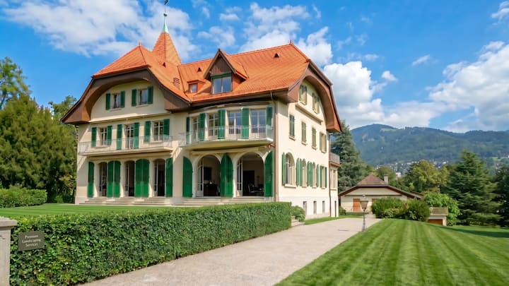 Eine Visualisierung zeigt, in welch neuem Glanz die Villa erstrahlen wird.