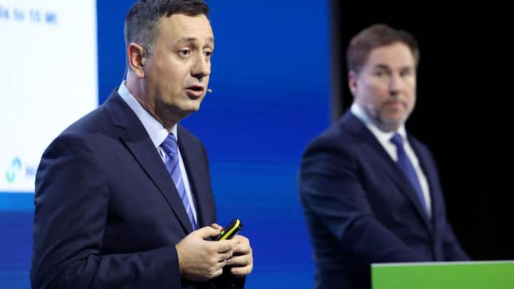 <p>Ablösung: Am 1. Mai 2024 gab Jenisch (r.) das Doppelmandat auf, Gutovic übernahm den CEO-Posten.</p>