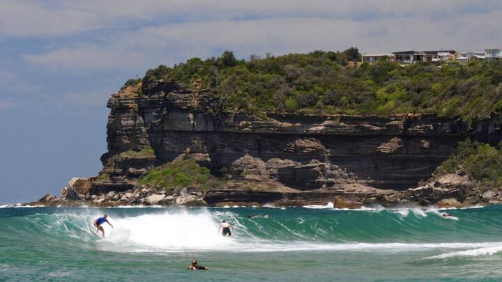 Avalon, New South Wales, Australien Slater lebte lange in der kleinen Stadt nördlich von Sydney. Es war seine «Heimat fernab der Heimat» und ein ­Lieblingsplatz mit ­vielen Surfstränden in der Nähe.