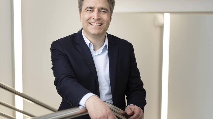 Helvetia-Chef Fabian Rupprecht übernimmt nach der ­Fusion mit der Baloise offiziell das Steuer des neuen Konzerns.