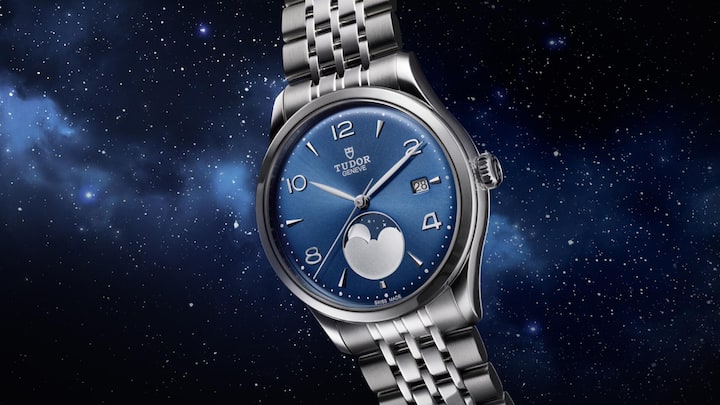 <p>Tudor 1926 Luna</p>