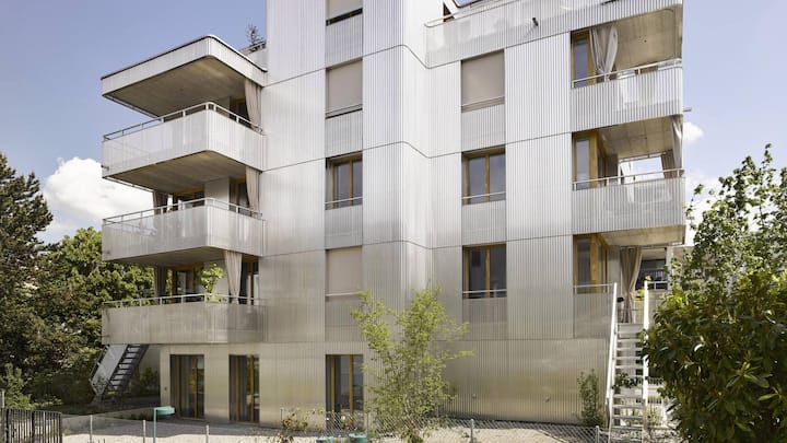 Die Architektin sucht die ­Balance zwischen Komfort, Kosten, Ästhetik und Klimaschutz.