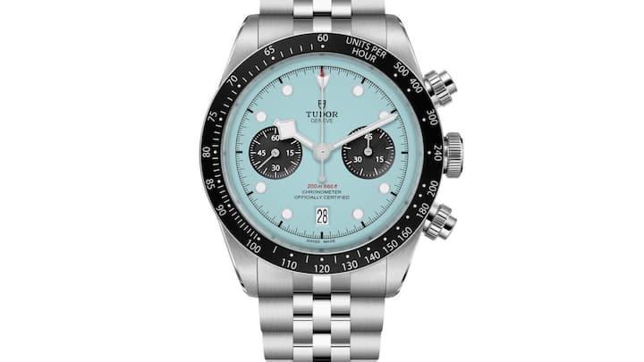 Mit Konventionen zu brechen, gehört zum Repertoire von Tudor wie Türkis zu tropischen Gewässern. Mit der neuen, extravaganten Zifferblattfarbe Flamingo Blue trägt man ein Stück Miami Beach am Handgelenk.