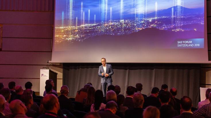 Eröffnung_Dr. Patric Märki.jpg