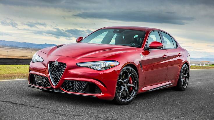 Alfa_Romeo_Giulia_Quadrifoglio.jpeg