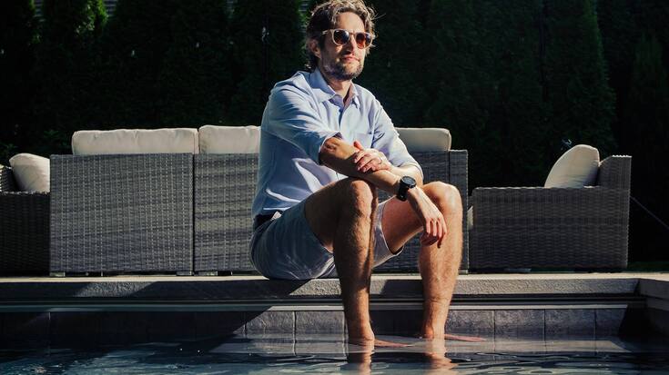 BIL 07/23 GesprA$?ch Adam Alter