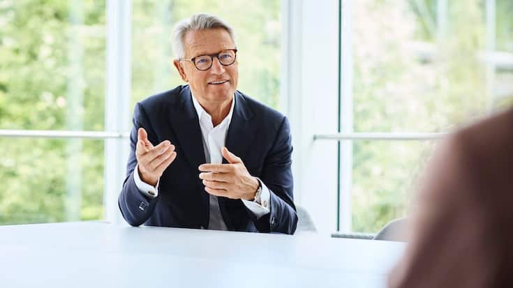 BIL 06/24 IN Goldfinger Bahnhofstrasse 