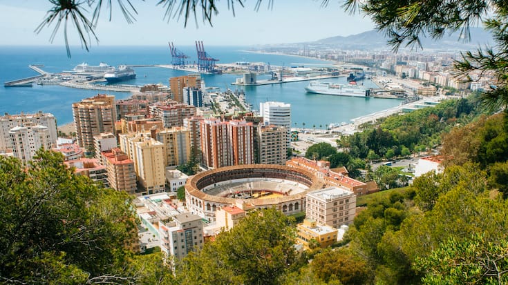 Sonniges malaga Die Südküste Spaniens lockt mit regelmässigen Flügen, viel Sonne und noch bezahlbaren Immobilienpreisen. Buchautor Roland Weber ist immer mal wieder dort.