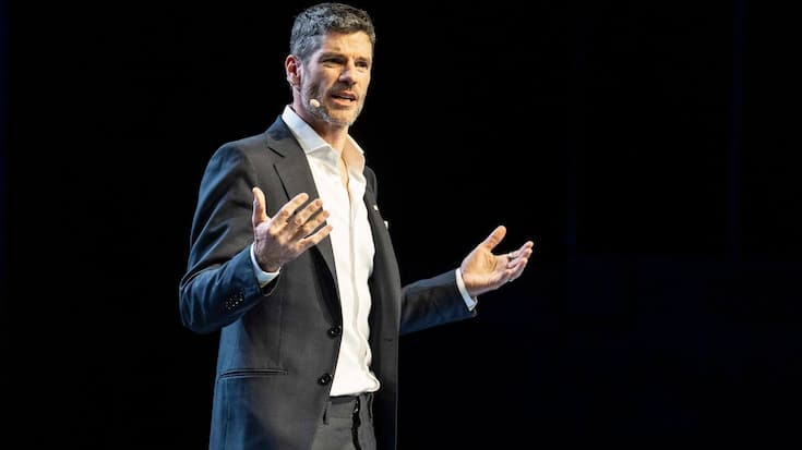 BIL 02/25 MdM Stefan Bollinger Julius BA$?r