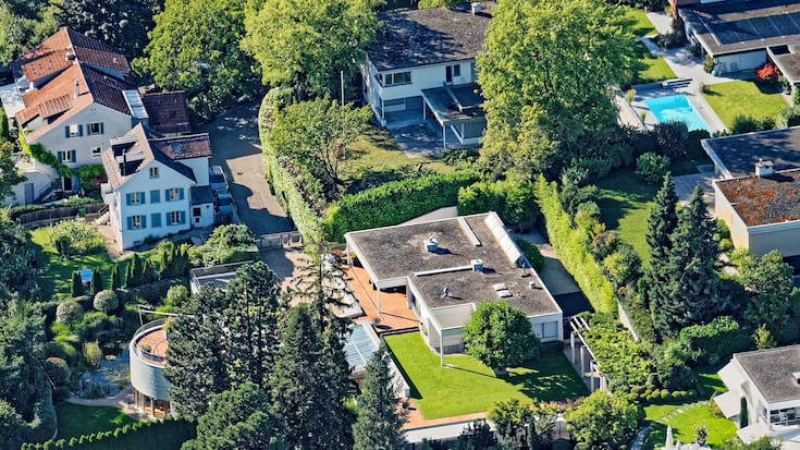 Haus_ Iqbal_Khan_Tidjane_Thiam.jpg