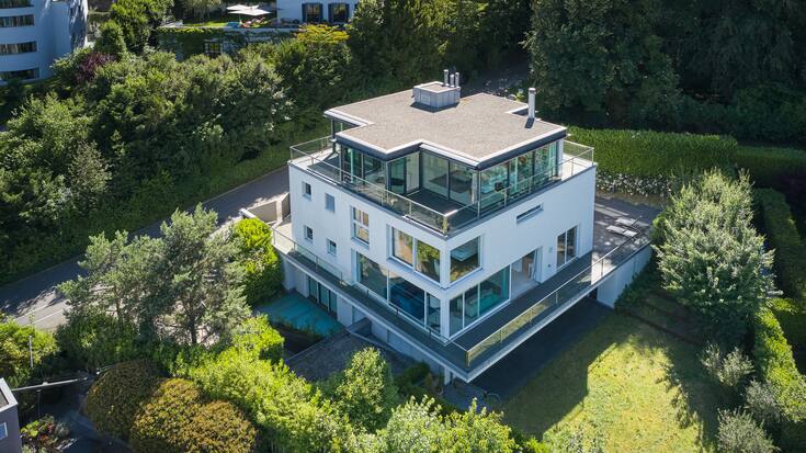 Rüschlikon: 9-Zimmer-Villa