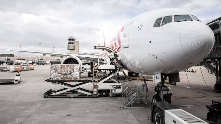Swiss Airline Flugzeug Fracht Cargo