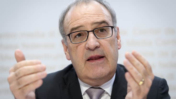Bundesrat Guy Parmelin, Vorsteher des Eidgenoessischen Departements fuer Wirtschaft, Bildung und Forschung (WBF), spricht an einer Medienkonferenz ueber die Botschaft zur Foerderung von Bildung, Forschung und Innovation in den Jahren 2021 ? 2024, am Mittwoch, 26. Februar 2020, im Medienzentrum Bundeshaus in Bern. (KEYSTONE/Anthony Anex)
