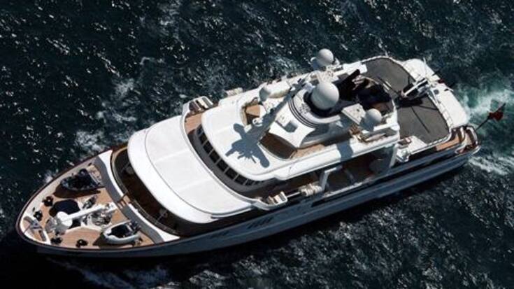 luxusyacht_22_06.jpg