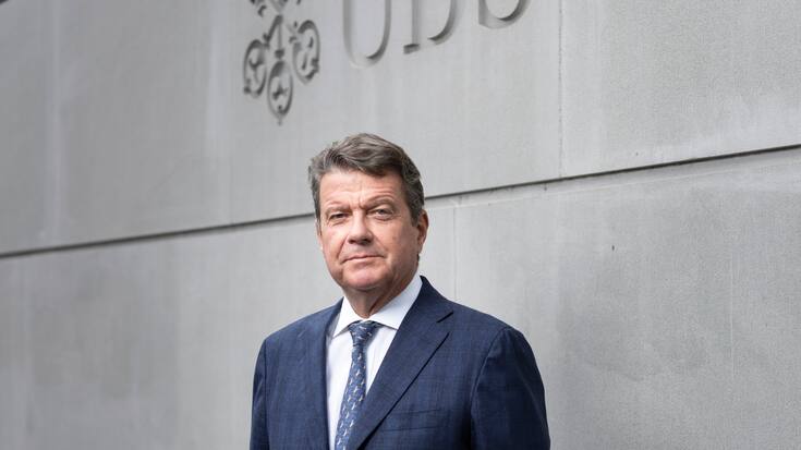 Colm Kelleher vor dem Hauptsitz der UBS in Zürich.