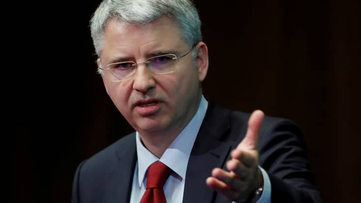 CEO Severin Schwan of Swiss drugmaker Roche addresses the company's annual news conference in Basel, Switzerland January 30, 2020. REUTERS/Arnd Wiegmann