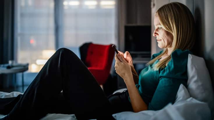 Business Woman Hotelzimmer
