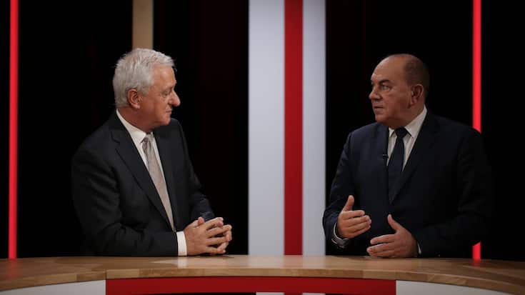 Novartis-VR-Präsident Jörg Reinhardt (l.) und sein UBS-Pendant Axel Weber beim BILANZ Business Talk.