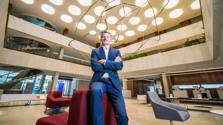 Der Neue ZKB CEO, Urs Baumann, in action im ZKB Hauptquartier