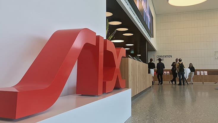 six_pfingstweidstrasse_eingangshalle