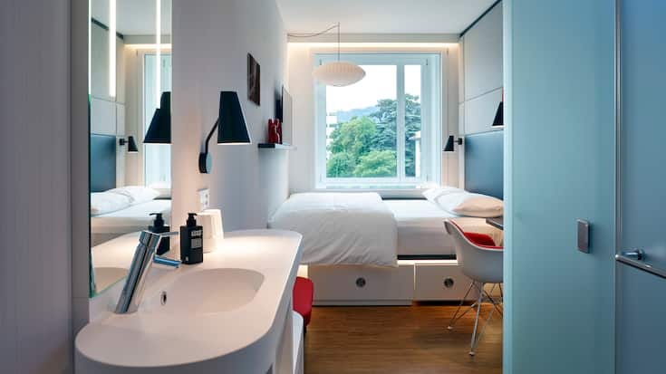 CitizenM