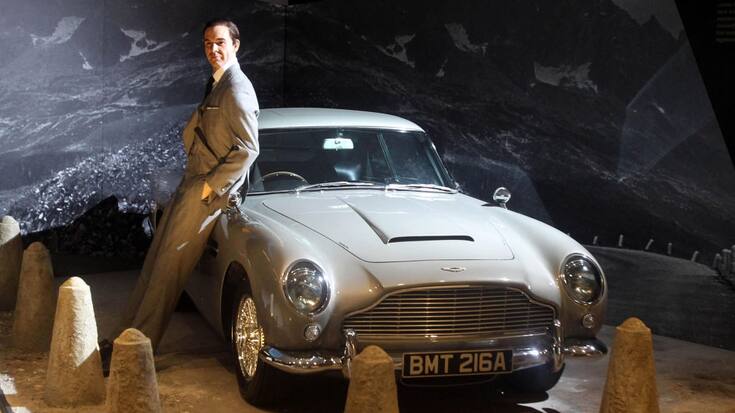James Bond 
