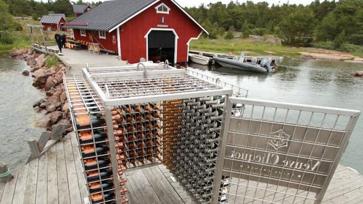 veuve-clicquot-cellar-in-the-sea-2-copia-750x420.jpg