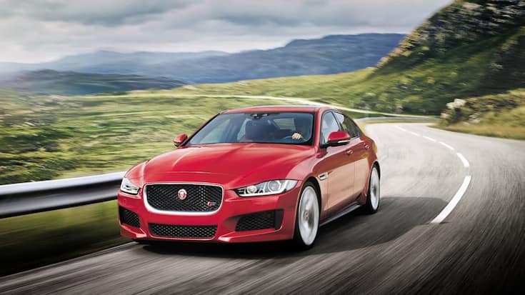 05_32_jaguar-xe-dynamisch.jpg