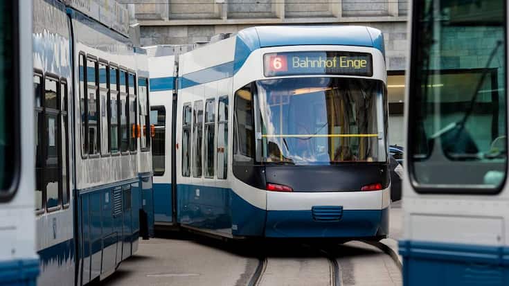 tram.jpg