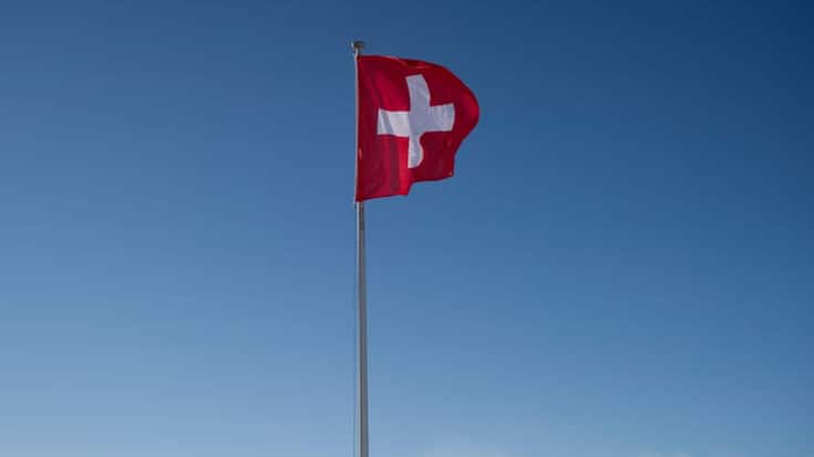schweiz-flagge_0.jpg