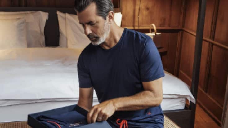 <p>Spitzenkoch Andreas Caminada lanciert seine eigene Pyjama-Kollektion.</p>