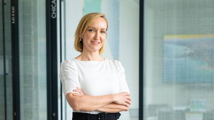 <p>Laura Cooper ist beim US-Asset­manager Nuveen (1,3 Billionen Dollar AUM) Global Investment Strategist. Zuvor leitete sie bei Blackrock ein Makroökonomie-Research-Team.</p>