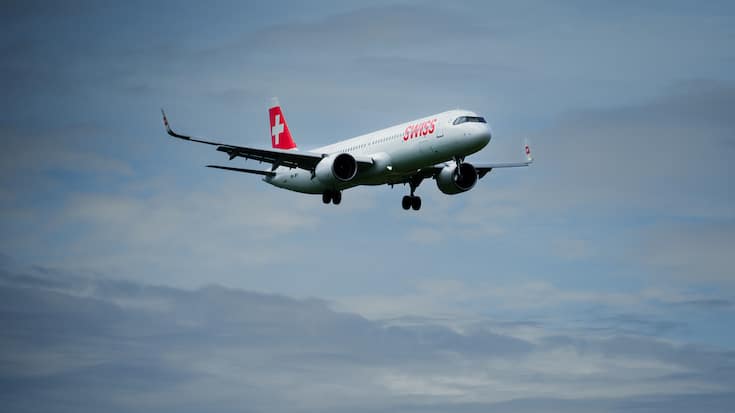 SCHWEIZ FLUGHAFEN ZUERICH SWISS