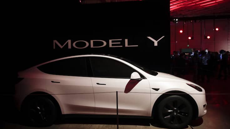 TESLA MODEL Y