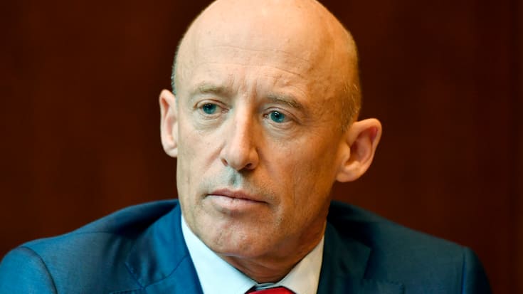 Patrik Gisel, CEO Raiffeisen an einer Medienkonferenz der Raiffeisen in Zuerich am Freitag 9. Maerz 2018. Der Wirtschaftsprofessor Pascal Gantenbein uebernimmt als Praesident interimistisch per sofort die Leitung des Verwaltungsrats bei der Bank. (KEYSTONE/Walter Bieri)..