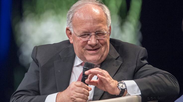 Bundesrat Johann Schneider-Ammann bei einem Gespraech anlaesslich des Swiss Media Forum vom Donnerstag, 27. September 2018 im KKL in Luzern. (KEYSTONE/Urs Flueeler)