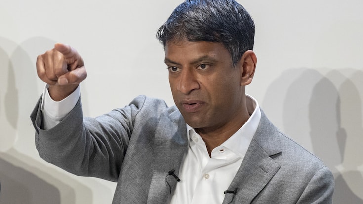 Vas Narasimhan, CEO of Swiss pharmaceutical group Novartis, speaks during the annual results media conference at the Novartis Campus in Basel, Switzerland, on Wednesday, January 30, 2019. (KEYSTONE/Patrick Straub)