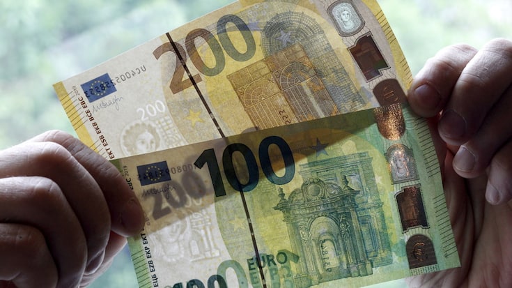 epa07596696 A view of new euro banknotes in Riga, Latvia, 24 May 2019. Latvia will be launching new 100 euro and 200 euro banknotes On 28th May 2019. These are the latest European series of banknotes with refurbished design and advanced security features. EPA/Toms Kalnins