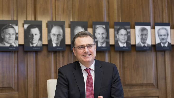 Thomas Jordan, Chairman of the Governing Board of the Swiss National Bank, during an interview at the headquarters of the Swiss National Bank in Zurich, Switzerland, on April 4, 2018. (KEYSTONE/Gaetan Bally)Thomas Jordan, Praesident des Direktoriums der Schweizerischen Nationalbank, waehrend eines Interviews am 4. April 2018 am Hauptsitz der Schweizer Nationalbank in Zuerich. (KEYSTONE/Gaetan Bally)