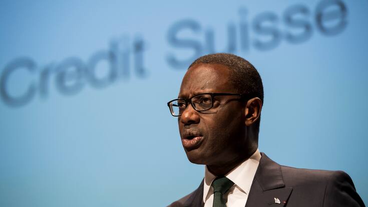 Tidjane Thiam, CEO du Credit Suisse Group, parle lors de la douzieme edition du Forum des 100, organise par l'Hebdo ce jeudi 19 mai 2016 sur le site de l'Universite, UNIL, a Lausanne. Comme chaque annee, Le Forum des 100 ouvre le debat sur des questions essentielles a la prosperite et au dynamisme de la Suisse romande avec de prestigieux orateurs. (KEYSTONE/Jean-Christophe Bott)
