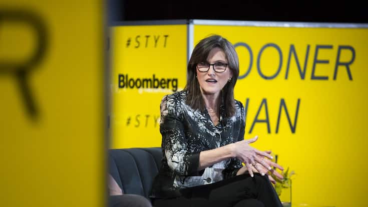 Cathie Wood spricht an der STYT CONFERENCE.