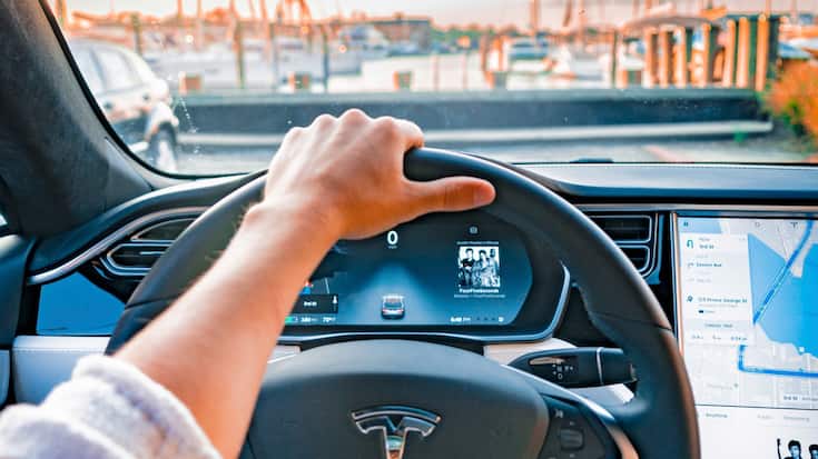 Im Tesla unterwegs ans Meer