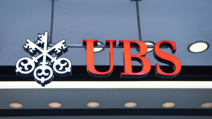 ARCHIVBILD ZUR VERTEILUNG DER UBS IN FRANKREICH WEGEN BEIHILFE ZU STEUERHINTERZIEHUNG ZU EINER BUSSE VON 3,7 MILLIARDEN EURO, AM MITTWOCH, 20. FEBRUAR 2019 - UBS Logo am Hauptsitz am Zuercher Paradeplatz fotografiert am Donnerstag, 18. Januar 2018, in Zuerich. (KEYSTONE/Melanie Duchene)